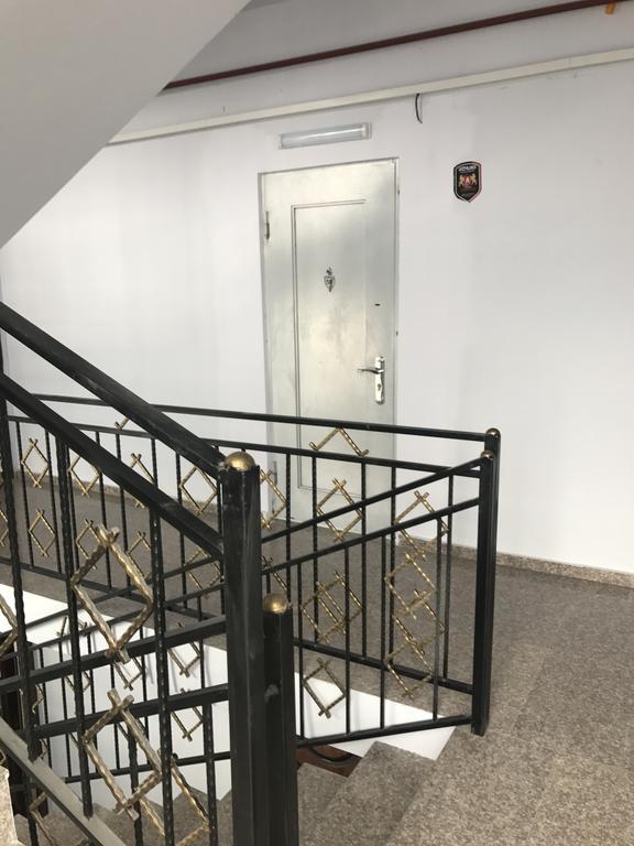 Piazza Apartment Batumi Bagian luar foto