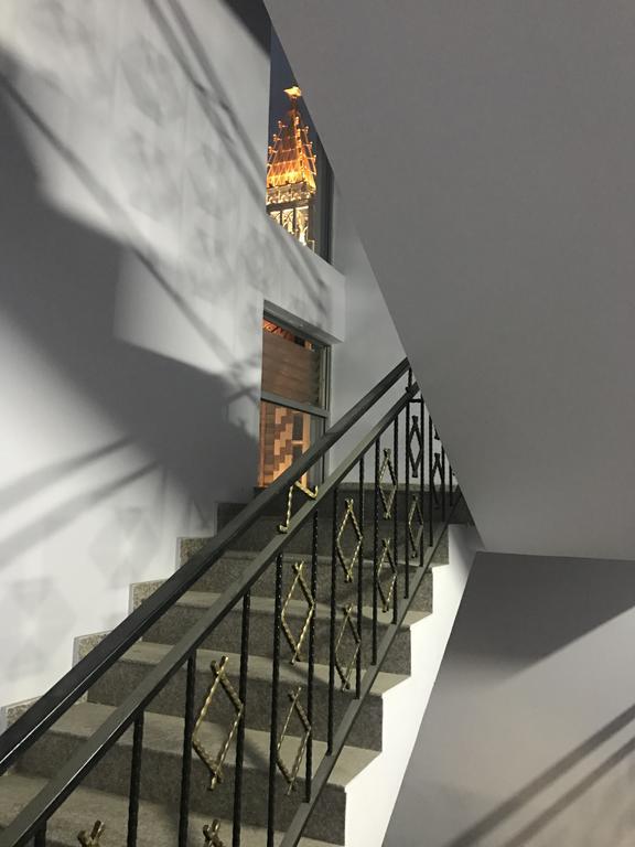 Piazza Apartment Batumi Bagian luar foto