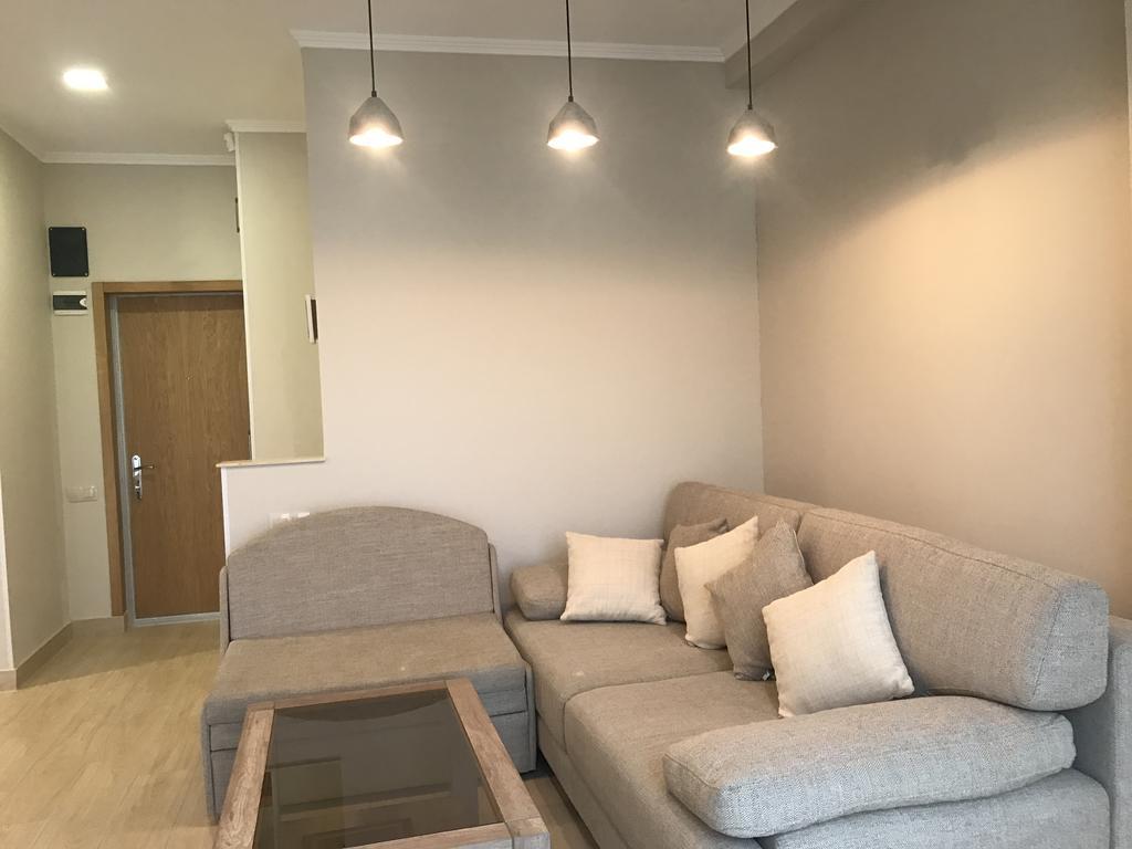Piazza Apartment Batumi Bagian luar foto